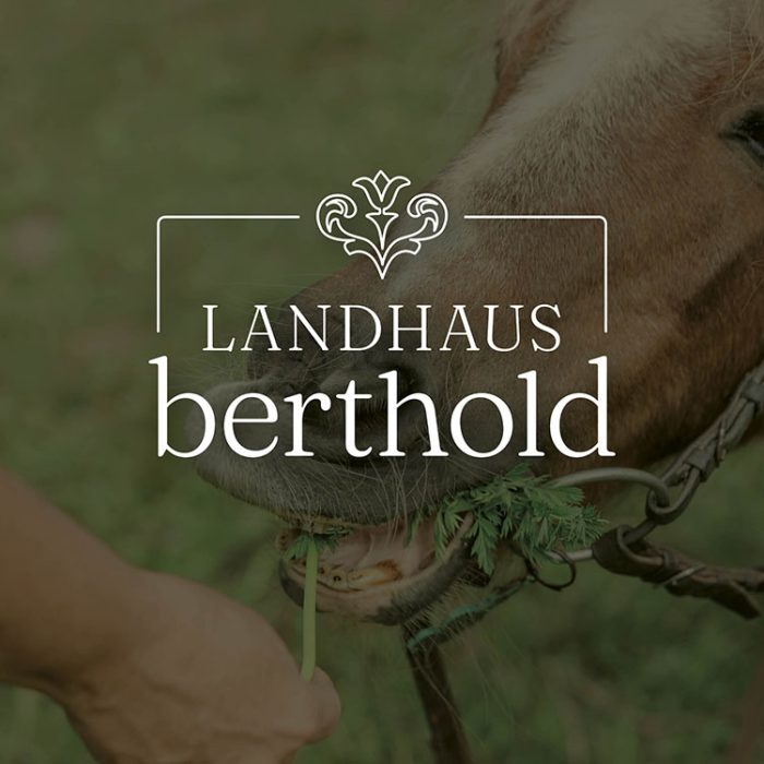 Referenzprojekt des Grafikatelier Montafon als Mockup Logo für Landhaus Berthold Schruns, Urlaub am Bauernhof